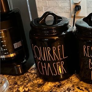 Cute Rae dunn canister